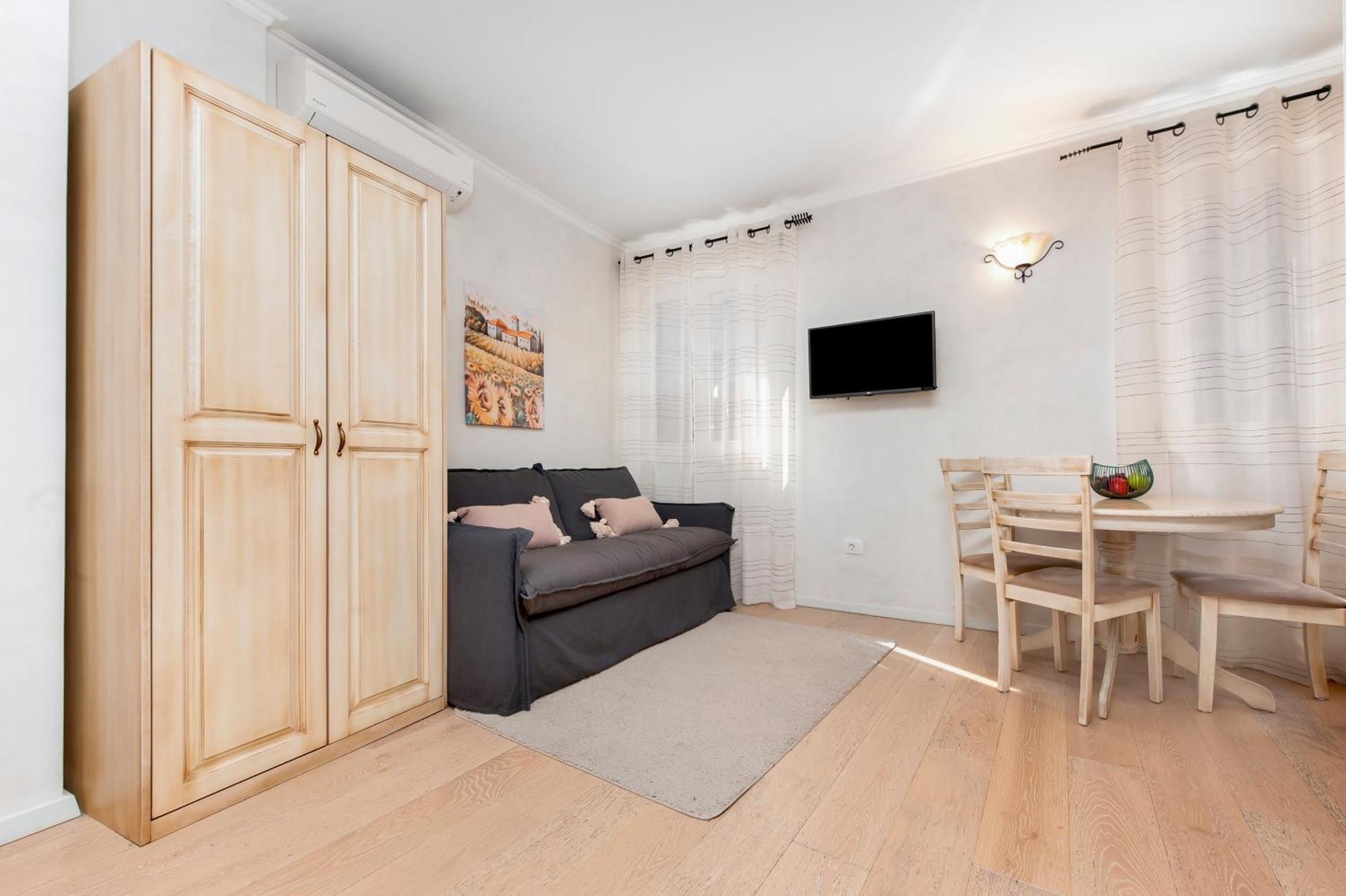 Casa Matteotti Apartment Rovinj Bagian luar foto