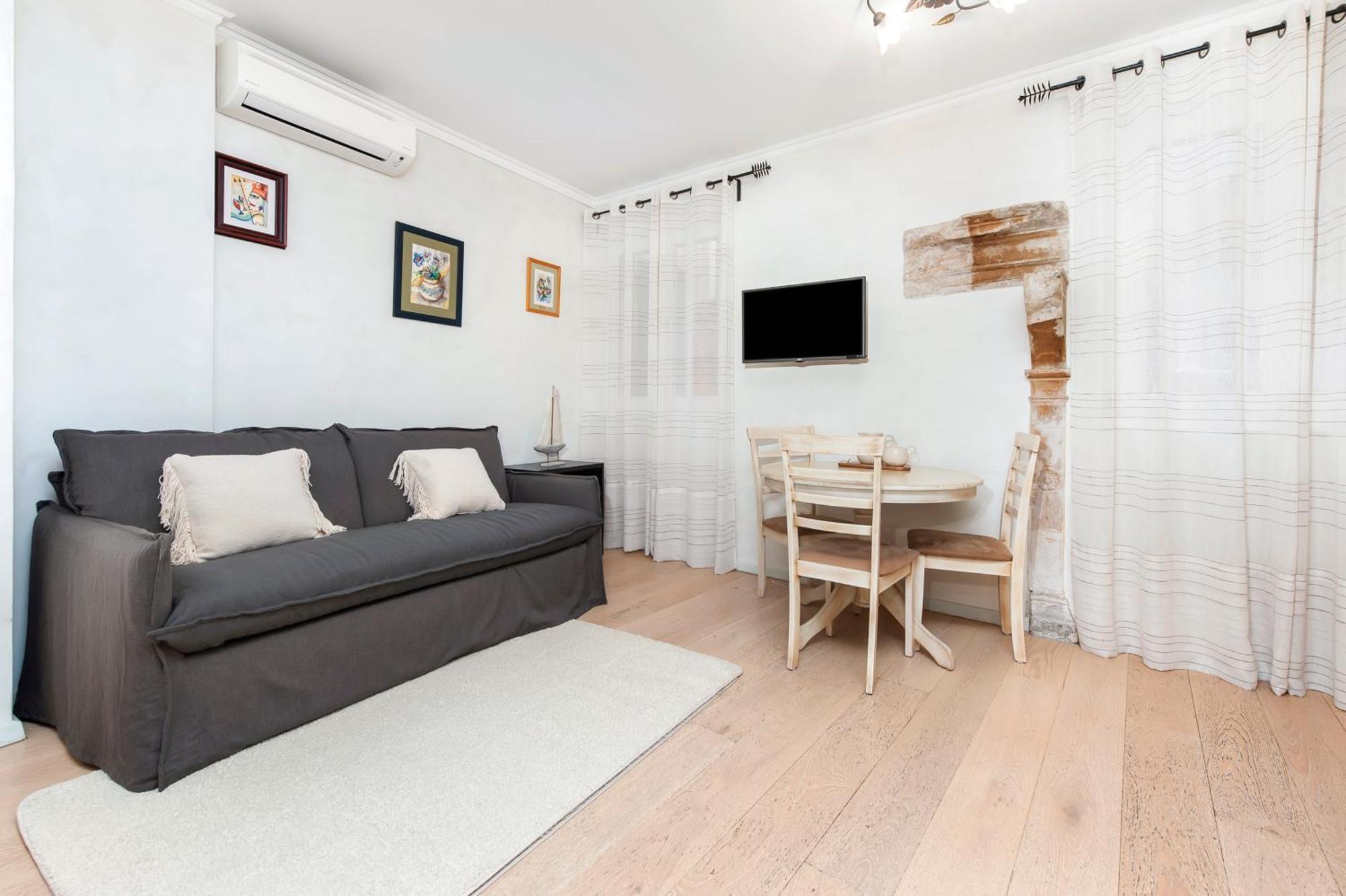Casa Matteotti Apartment Rovinj Bagian luar foto